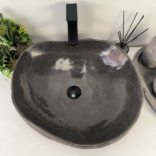 Раковина из речного камня RS-64860 52*46*15 0862