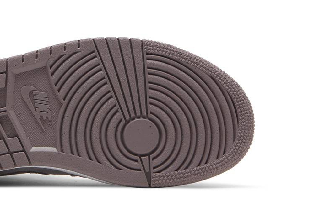 Кроссовки Jordan Air Jordan 1 Mid "Purple Velvet" (Женская размерная сетка)