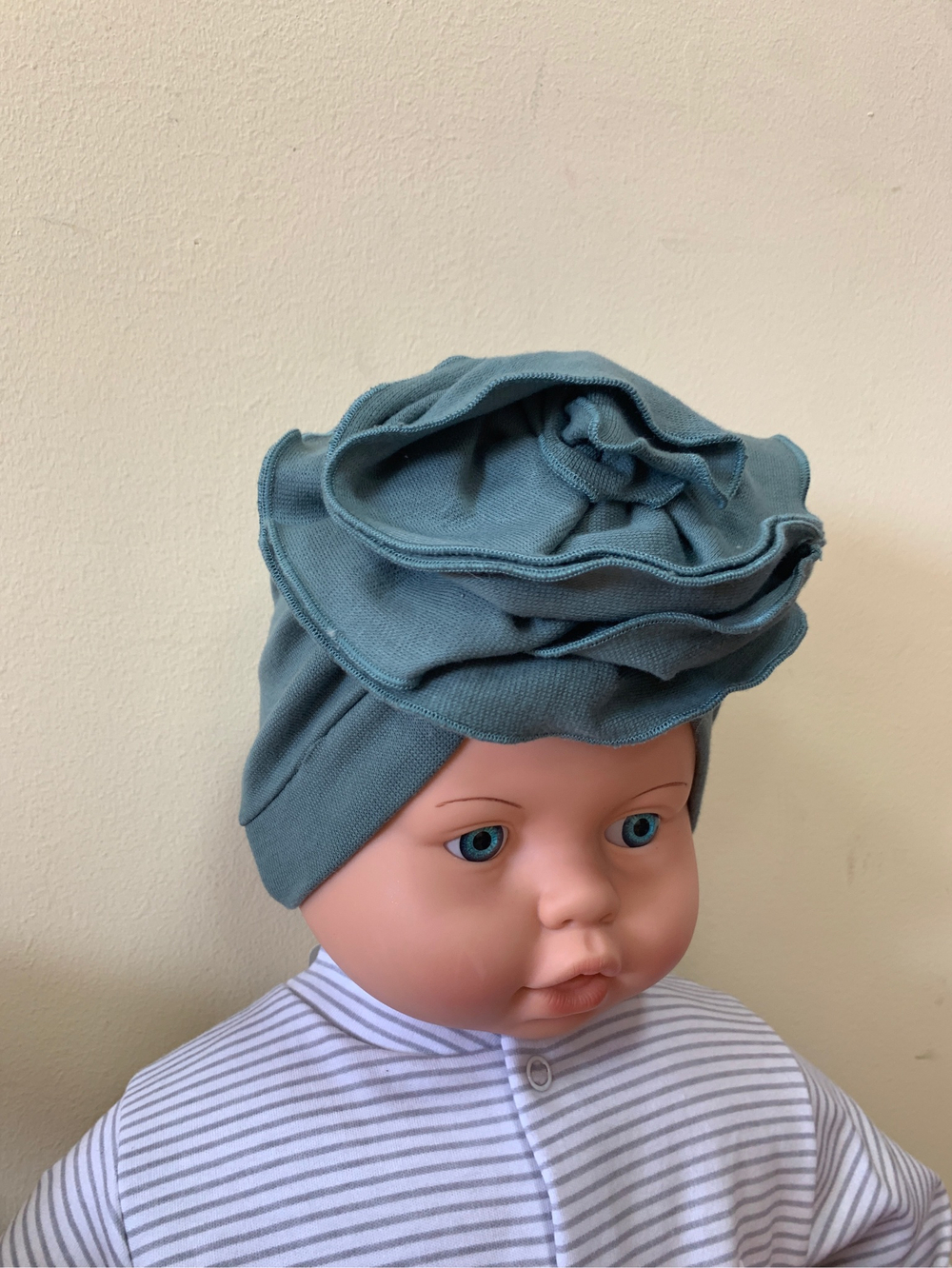 Шапочка с цветочком "DiMaks"