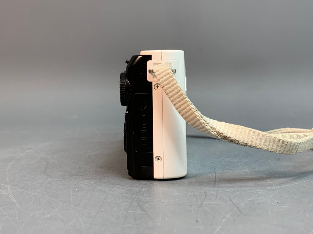 Nikon 1 J2 body 2.800 кадров