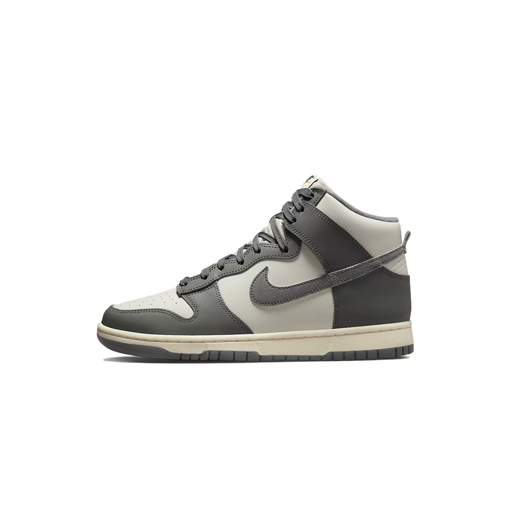 Nike Dunk High "Vintage Light Bone Grey"