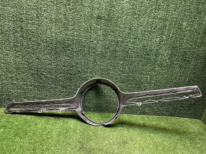 Накладка решетки Mercedes GLE V167 (2018-2024) AMG