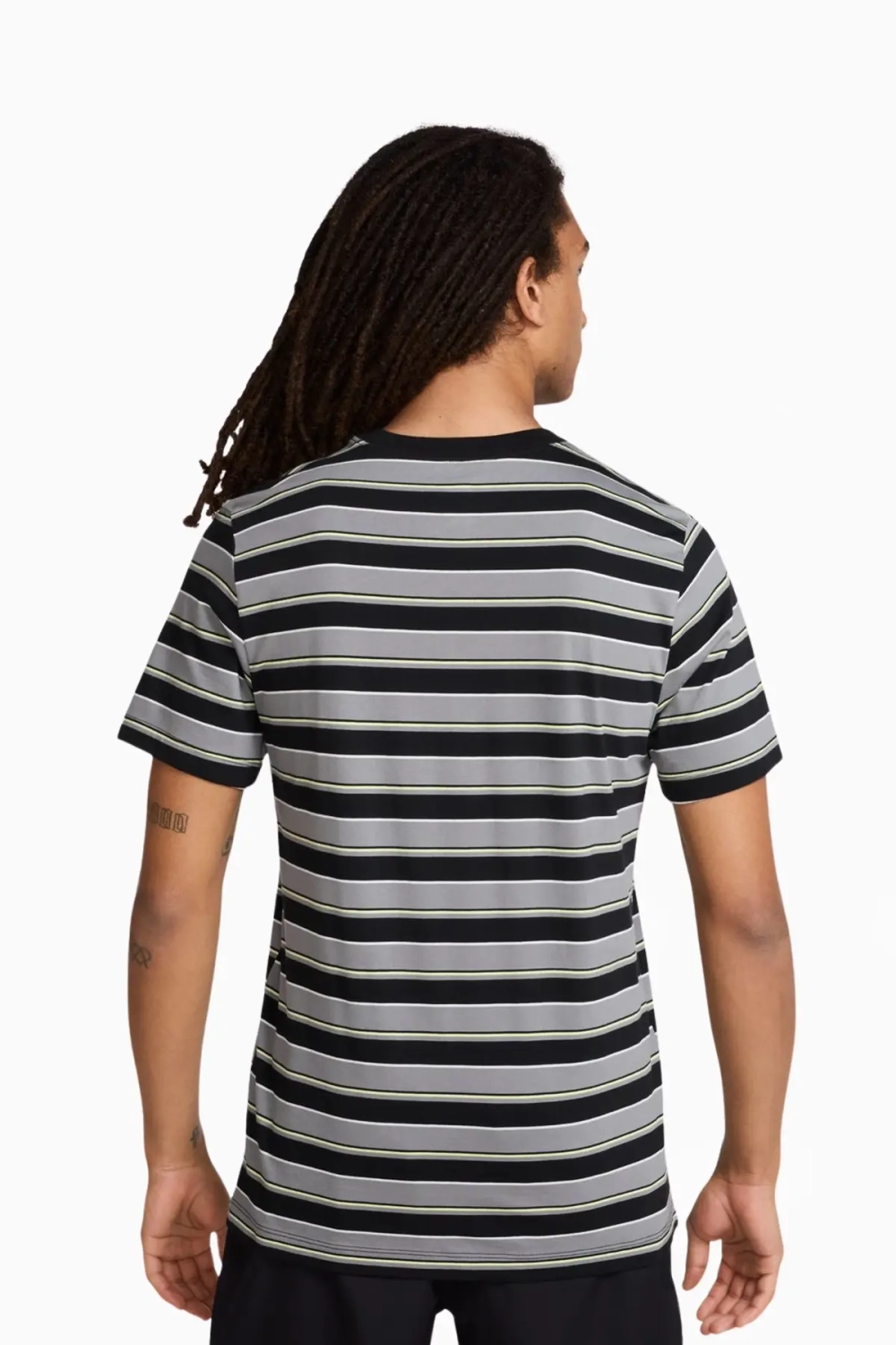 Футболка Nike Sportswear Club