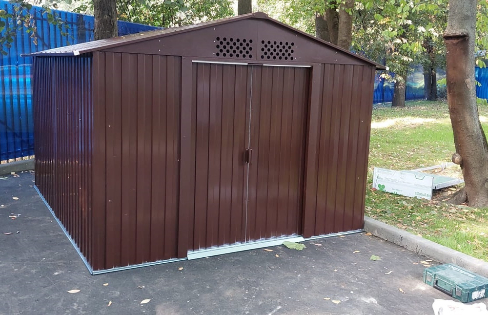 Металлический сарай GreenStorage Арчер D коричневый