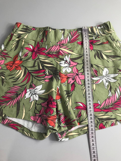 Шорты Oodji с яркой расцветкой, маркировка XS, визуально на 42 размер