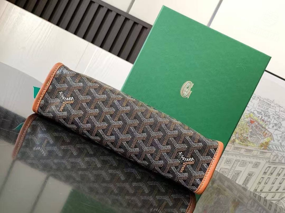 Клатч Goyard