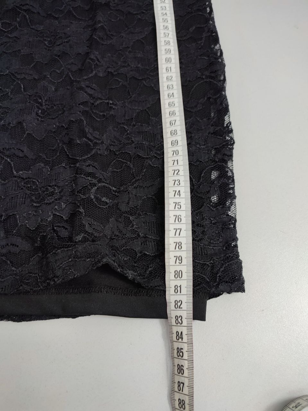 Платье с ажуром 46 размер