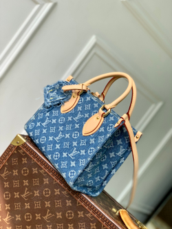 Louis Vuitton Onthego PM