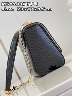 Louis Vuitton Twist MM