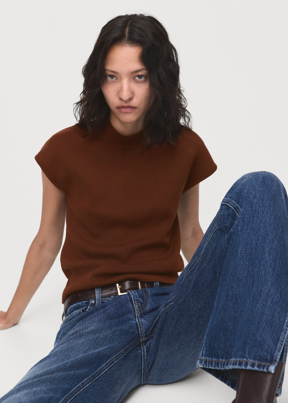 Джемпер из тонкого трикотажа с короткими рукавами