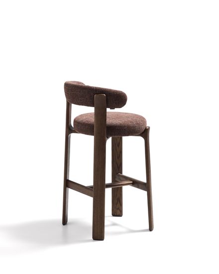 Барный стул Granite из коричневой синели и ясеня с отделкой орех 75 см