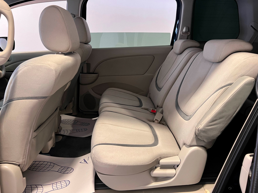 Mazda Biante, 2010 год