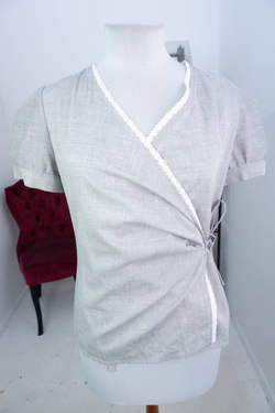 Блузка с кружевной тесьмой, визуально на 44 размер