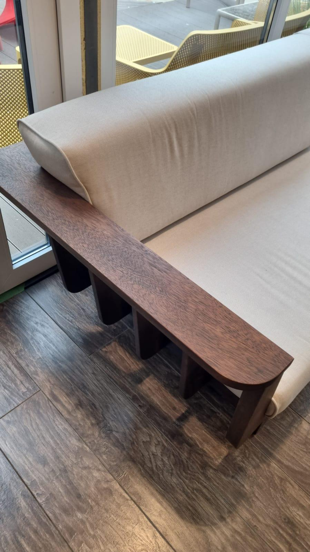 Комплект угловой YACHTLINE Диван и Кушетка GULFSTREAM + 3 журнальных стола Gulfstream