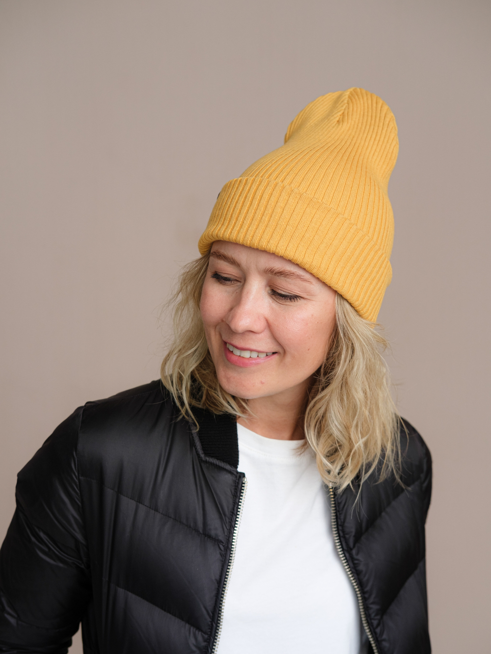 Шапка вязаная весенняя/осенняя МУЛА (Медовый)