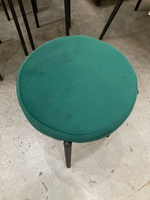 Табурет Лондон каркас черный основание велюр изумруд