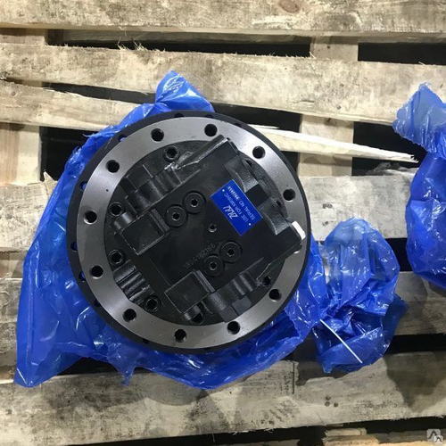 Редуктор хода с мотором Komatsu PC100-2