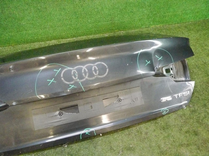Крышка багажника Audi A4 B9 (2015-н.в.) седан