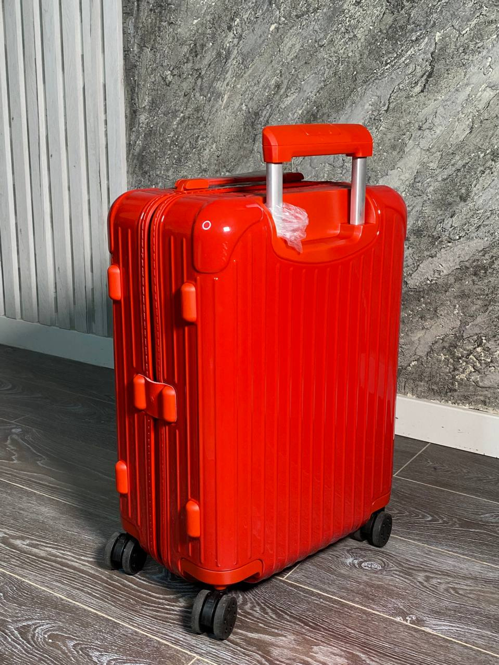 Чемодан Rimowa