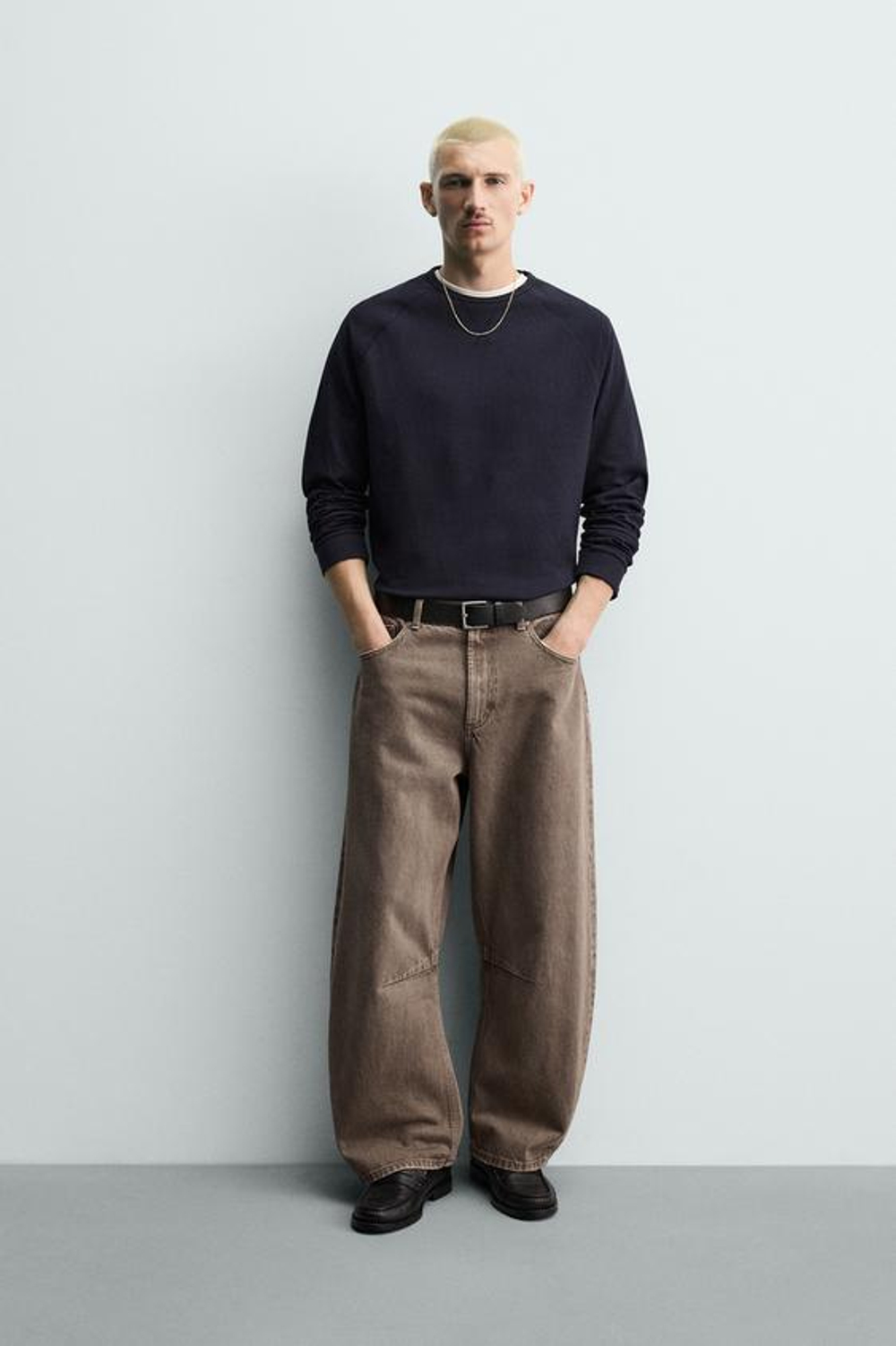 ZARA БРЮКИ BARREL FIT, КОРИЧНЕВЫЙ
