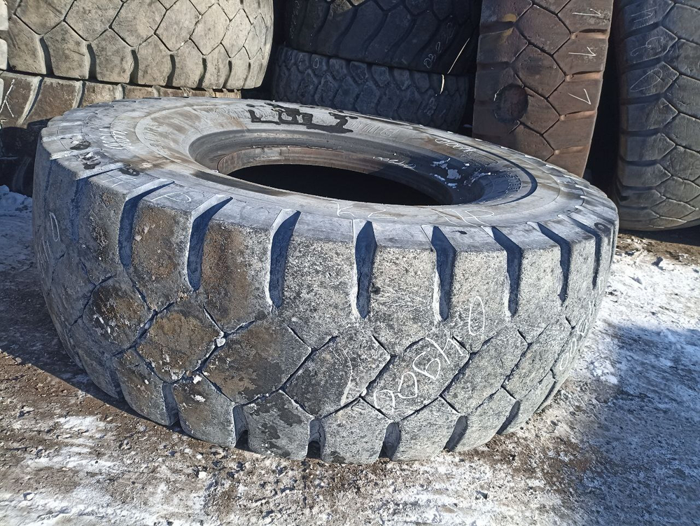 33.00R51 Bridgestone VRDP шина б/у