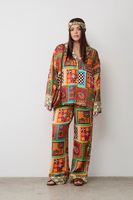 Костюм в пижамном стиле из вискозы, комбинированный принт