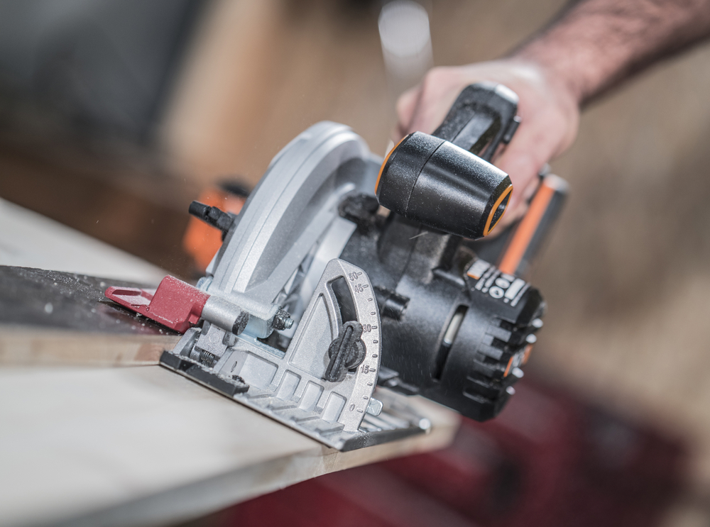 Дисковая пила аккумуляторная WORX WX530