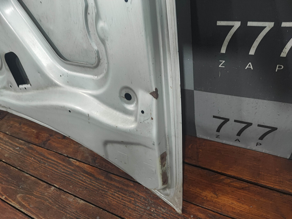 Капот Renault Sandero 1 09-14 Б/У Оригинал 6001551793