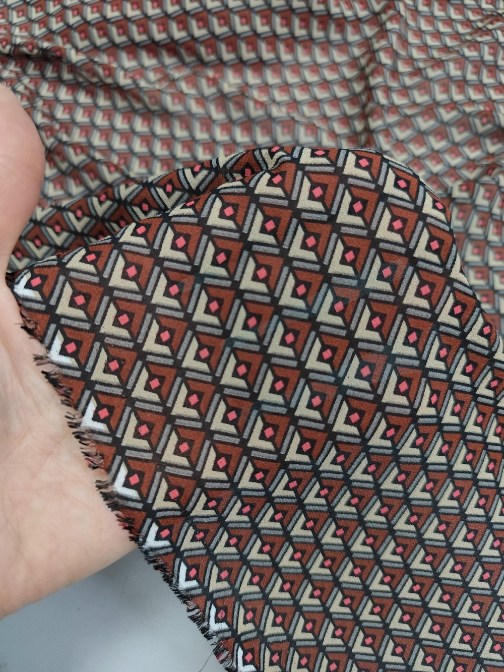 Шифон/ Коричневая геометрия