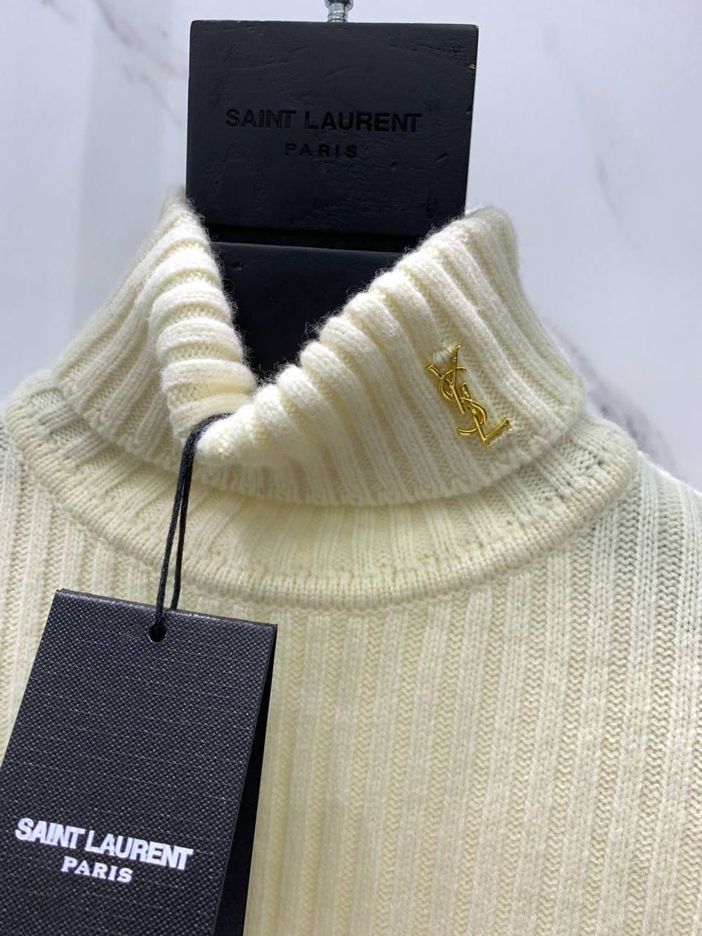 Водолазка Yves Saint Laurent