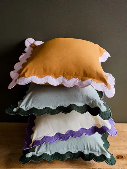 Чехол на подушку с контрастным кантом розового цвета из коллекции trendy ruffles, 40х40 см