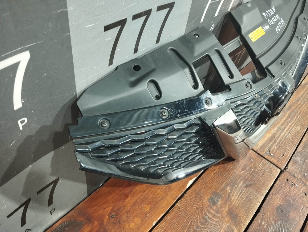 Решетка радиатора Nissan Qashqai 2 (J11) 13-19 Б/У Оригинал 623104EA0A