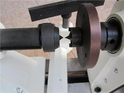 Токарный станок OSSIEAO JWL-1218VD