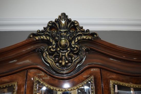 Шкаф-витрина ДЖОКОНДА корень глянец 2,3