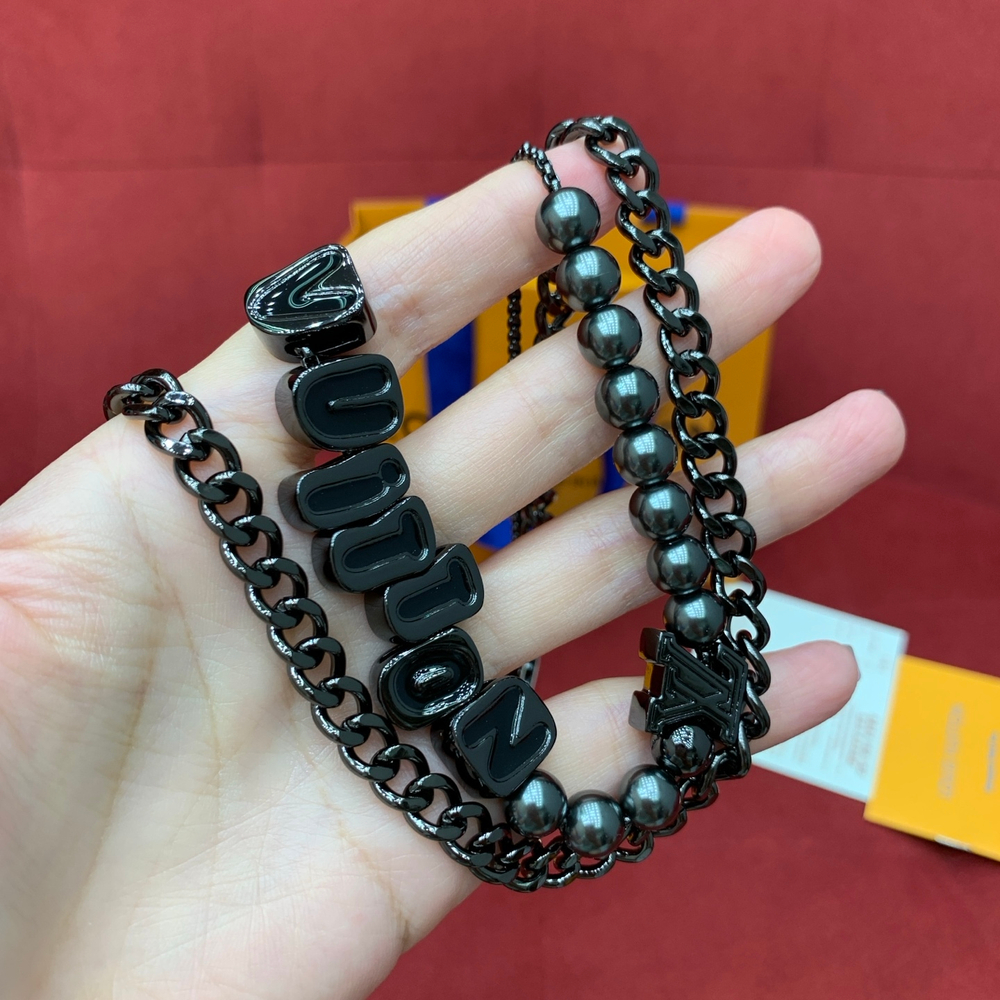 Louis Vuitton Vuitton Chain Belt