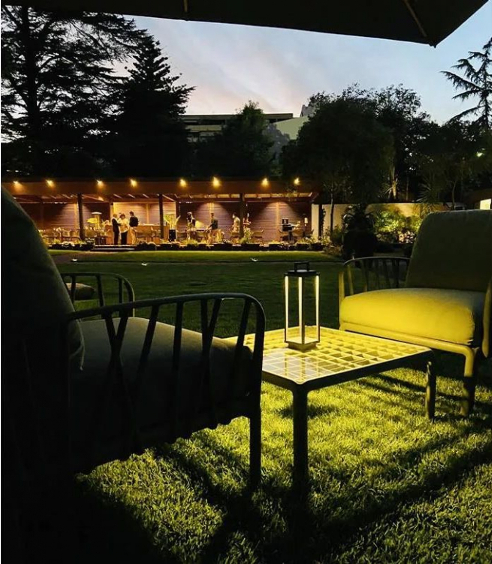 Столик пластиковый кофейный Nardi Komodo Tavolino Vetro, агава