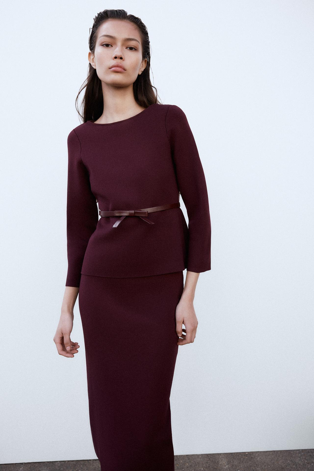 ZARA ТРИКОТАЖНЫЙ ТОП С РЕМНЕМ, ГРАНАТОВЫЙ