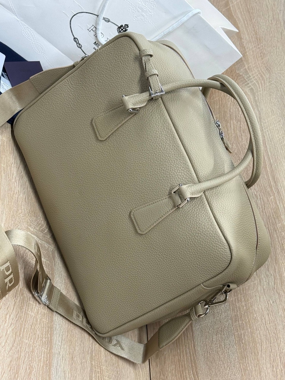 Портфель Prada