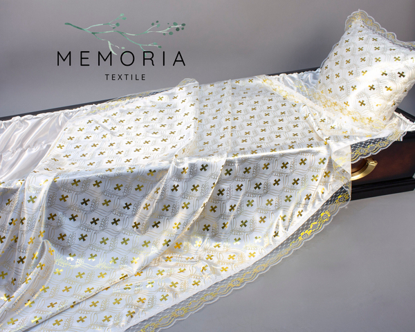 Комплект обивки "Атлас с золотым накатом" с постелью, покрывалом и наволочкой