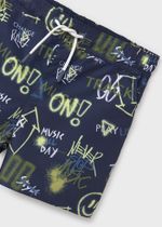 купальные шорты