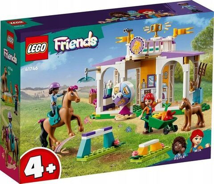 Конструктор LEGO Friends Тренировка лошадей 41746