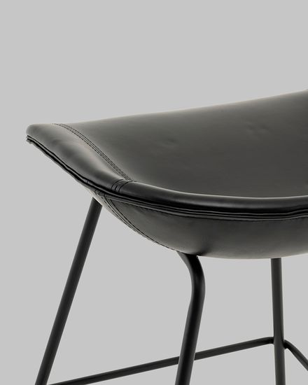 Стул полубарный Фуриоса экокожа чёрный