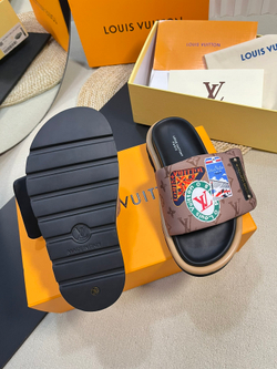 Louis Vuitton Pool Pillow Flat Comfort Mule