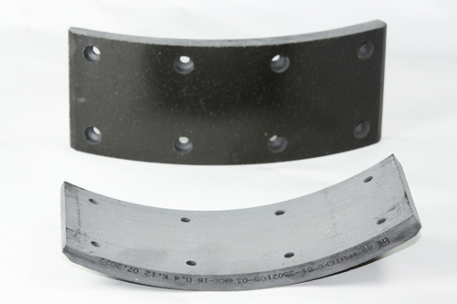 Накладка тормозная а/м ГАЗ-53,3307,3309,ПАЗ: передняя ось (-03 хвост) (сверлённая/ширина 80мм) ФРИТЕКС