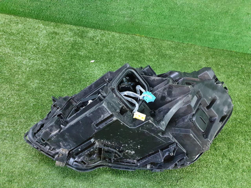 Битая Фара правая Mercedes S W222 (2013-2017) LED