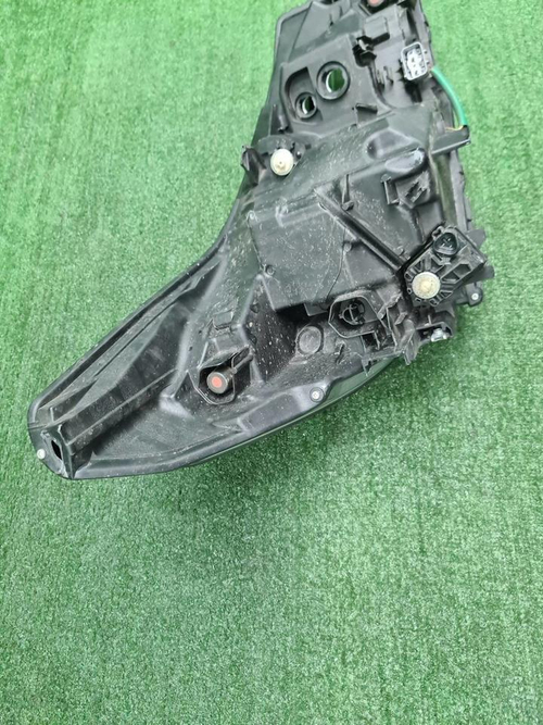Фара левая Subaru Forester 5 SK (2018-2021) LED