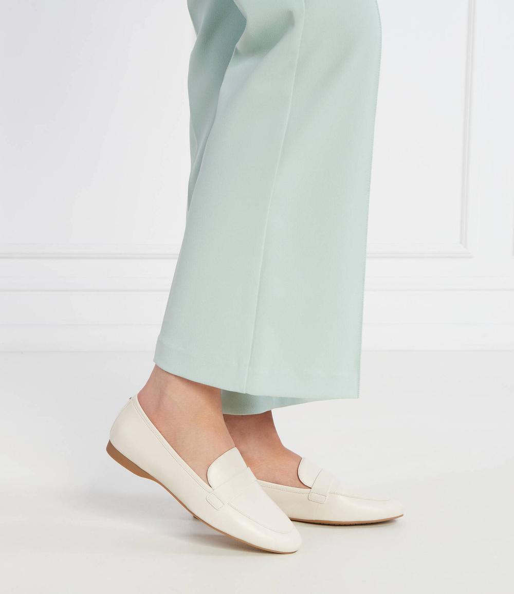 Кожаные лоферы regan flex Michael Kors - кремовый(40S4RGFP1L)