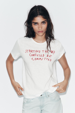 ZARA ФУТБОЛКА ФЛАМЕ С НАДПИСЬЮ, БЕЛЫЙ