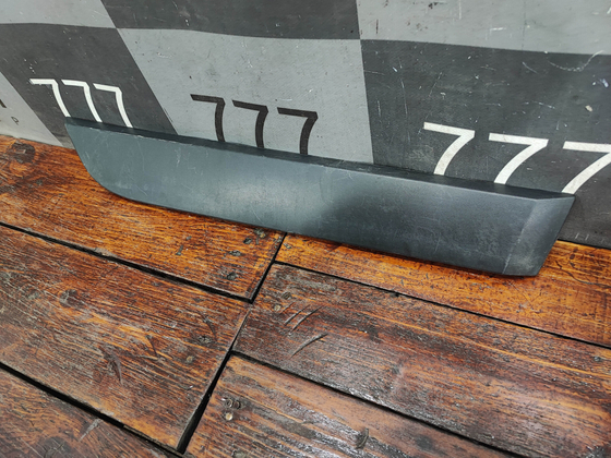 Накладка двери задней правой Kia Rio 4 X-Line 17-нв Б/У Оригинал 87724H0500