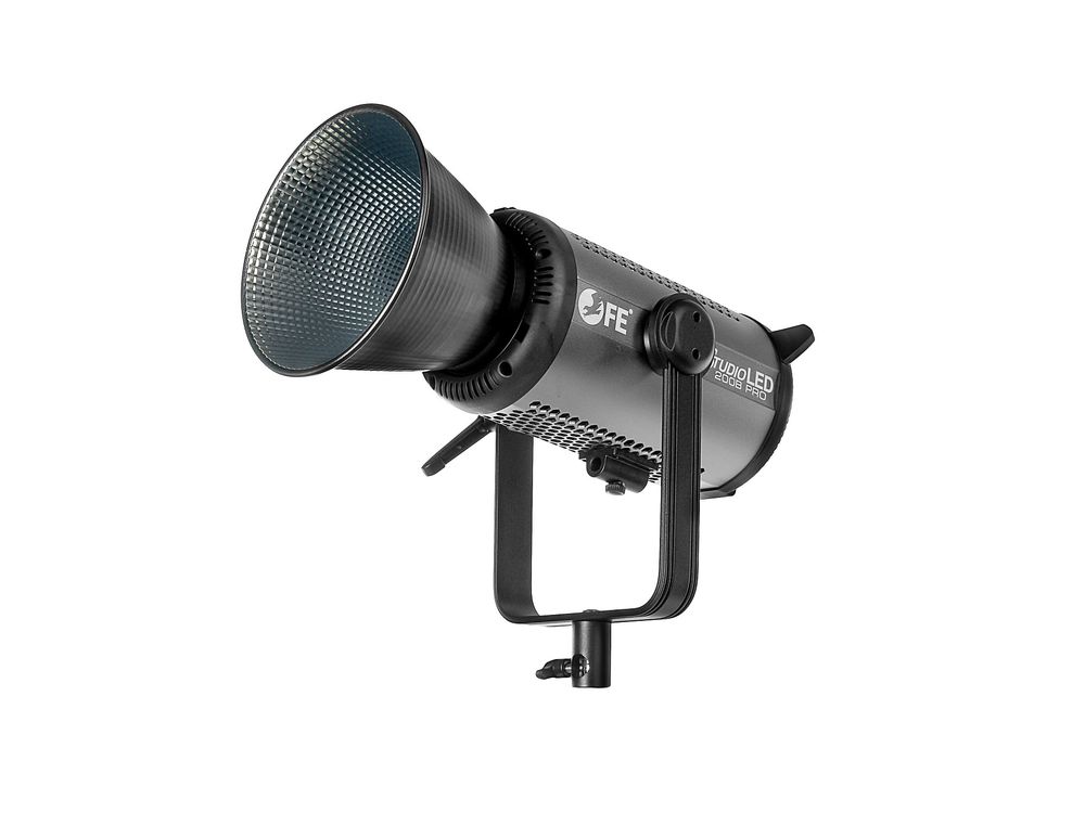 Светодиодный осветитель Falcon Eyes Studio LED 200B PRO